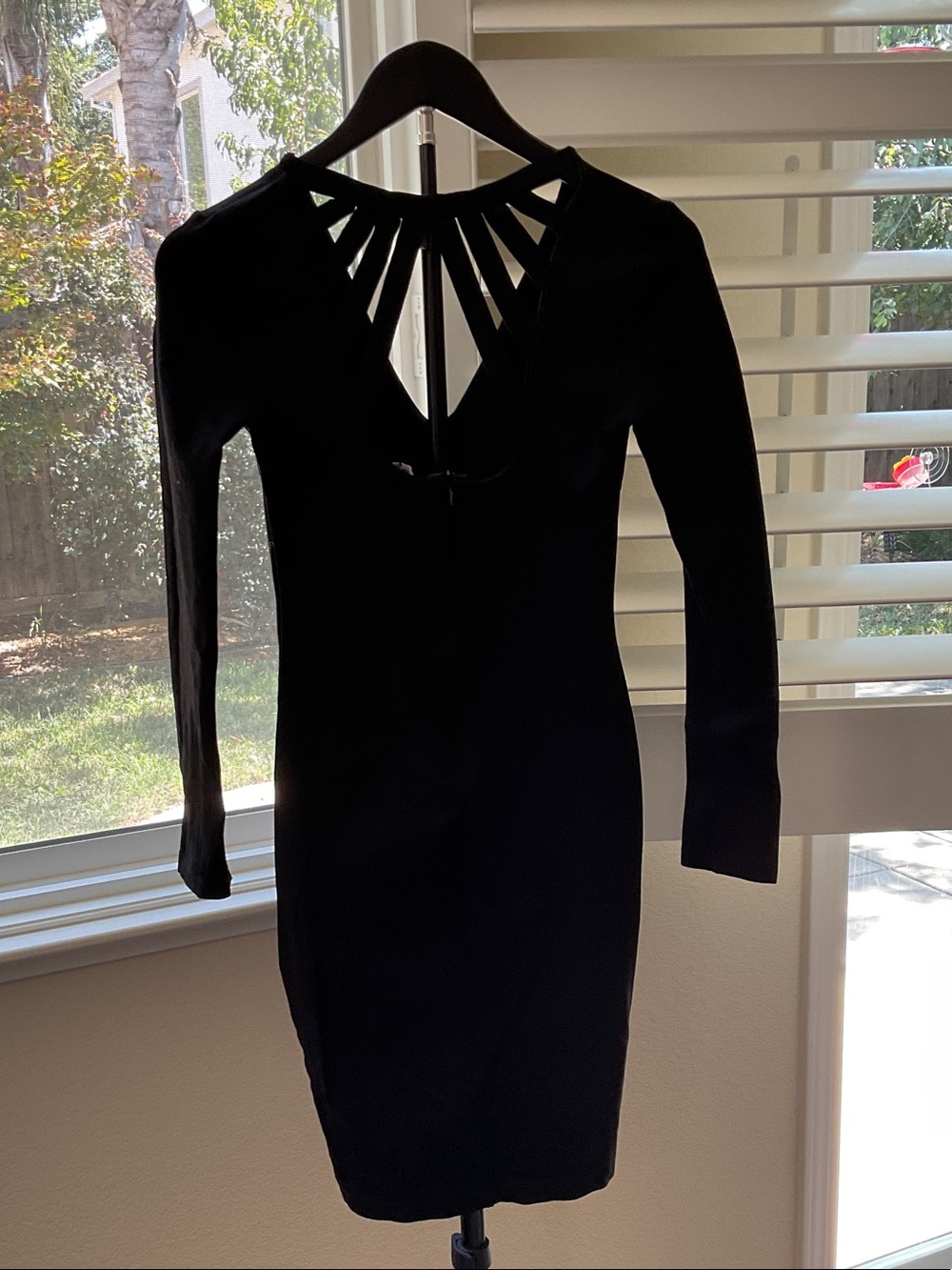 Black long sleeve mini body icon dress - Picture 9 of 9